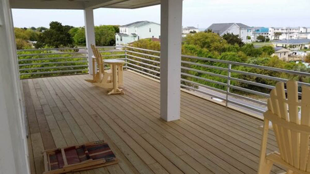 Aluminum handrails for a house