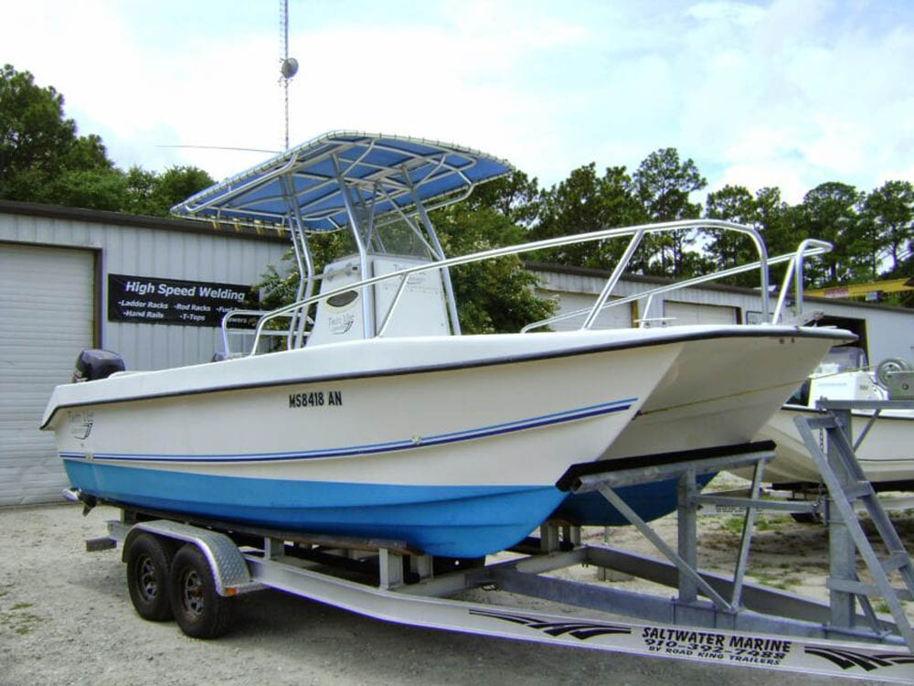 Custom Aluminum Bow Rails Catamaran Boat Rails