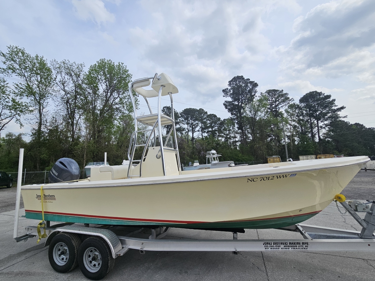 side view of Jones Brothers center console with custom half tower